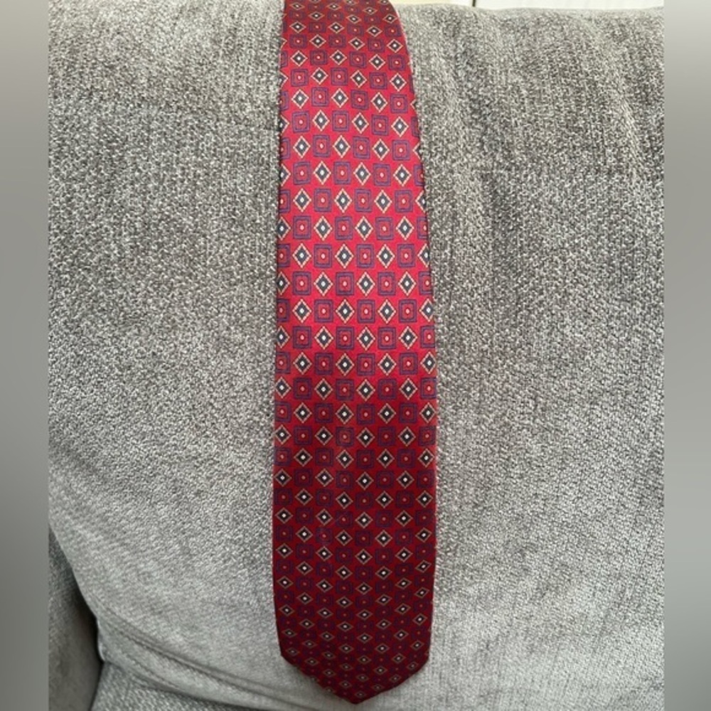 Lanvin Italy Red Silk Diamonds Scales Geo Print 100% Silk Tie